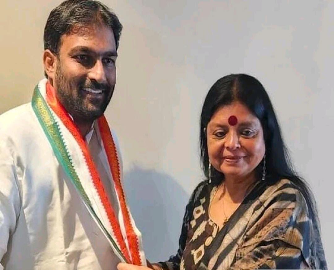 గ్రేటర్ హైదరాబాద్లో BRS కు షాక్
