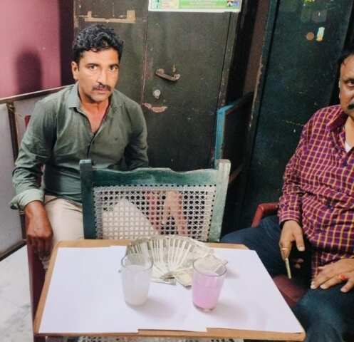 ఏసీబీ అధికారులకు చిక్కిన ఫారెస్ట్ రేంజ్ డిప్యూటీ ఆఫీసర్ జయప్రకాష్