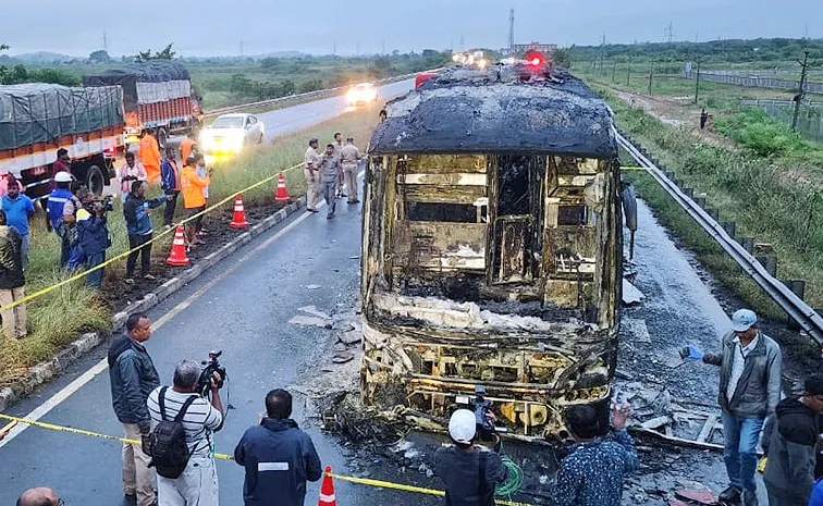 బస్సు ప్రమాదంపై వీడిన మిస్టరీ.. అసలు నిజాలు ఇవే