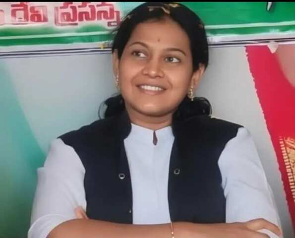 డీసీసీ అధ్యక్షురాలిగా తోట దేవి ప్రసన్న