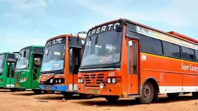 సంక్రాంతికి 8 వేలకుపైగా APSRTC ప్రత్యేక బస్సులు
