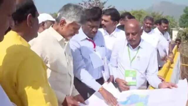 పోలవరం ప్రాజెక్టు పరిశీలించిన సీఎం చంద్రబాబు