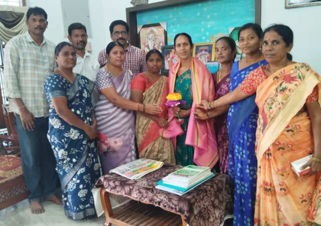 మహిళలను ఆర్ధికంగా బలోపేతం చేయాలి