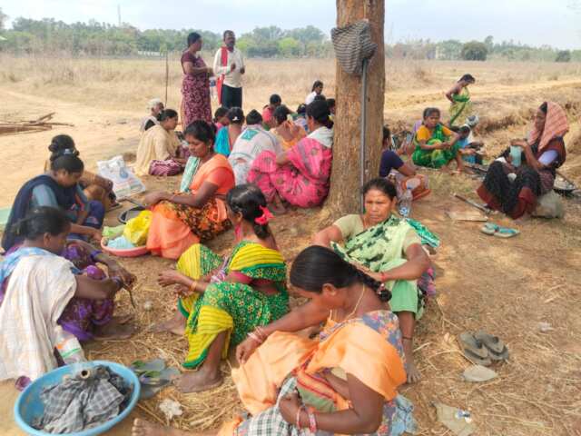 ఉపాధిని సమాధి చేస్తున్న మోడీ సర్కార్