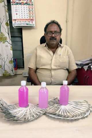 లంచం తీసుకుంటూ ఏసీబీకి చిక్కిన విద్యుత్ శాఖ అధికారి