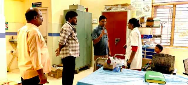 కరకగూడెం పి హెచ్ సి ని సందర్శించిన డి ఎం హెచ్ ఓ