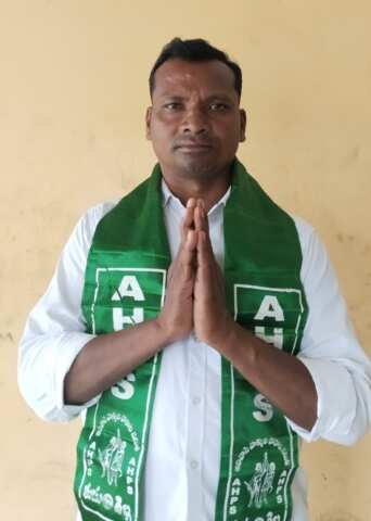 వరంగల్ ఎయిర్‌పోర్ట్‌కు సమ్మక్క–సారలమ్మ పేరు పెట్టాలి