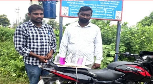 లంచం తీసుకుంటూ ఏసీబీకి చిక్కిన జీపీఓ, మరో వ్యక్తి
