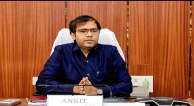 వర్షాలు.. నేడు, రేపు స్కూళ్లకు సెలవు