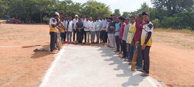 క్రీడాకారులు అన్ని రంగాల్లో రాణించాలి