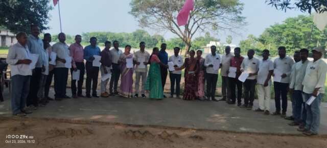 చిరుమల్ల ఆశ్రమ హైస్కూల్లో గ్రాడ్యుయేట్ ఎమ్మెల్సీ ఓటర్ నమోదు ఫారాల పంపిణీ